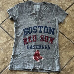 Women’s Majestic Gray Boston Red Sox Tee - Small